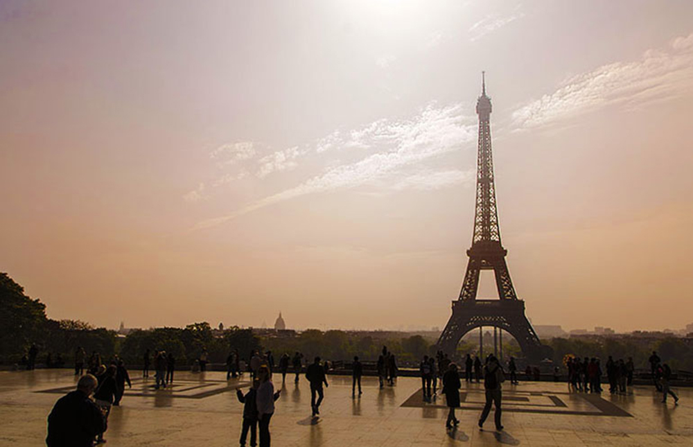 web_paris_eiffel1